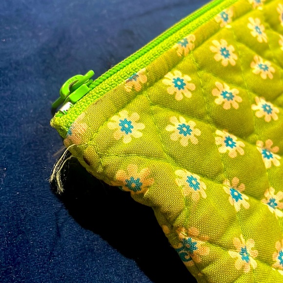 Vera Bradley coin purse - Picture 2 of 4